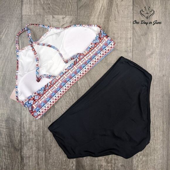 Charmleaks High Neck Halter Bikini Swimsuit Size M - Picture 4 of 4